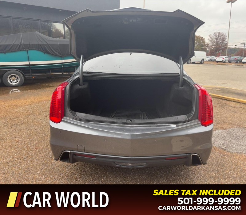 Cadillac CTS Sedan Vehicle Full-screen Gallery Image 5