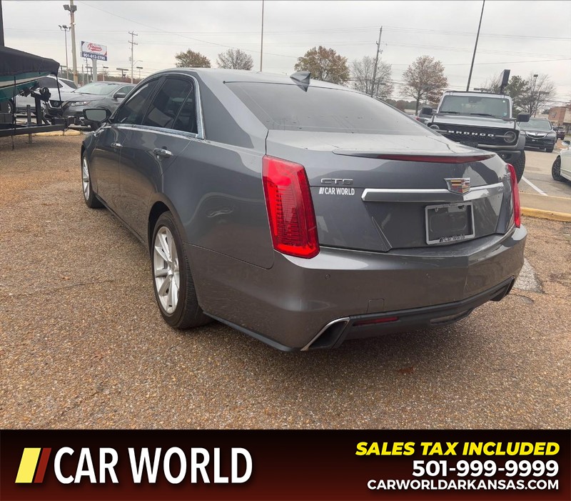 Cadillac CTS Sedan Vehicle Full-screen Gallery Image 7