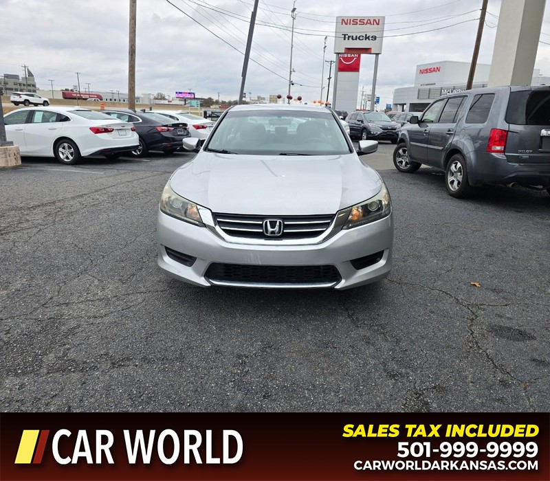 Honda Accord Sedan Vehicle Full-screen Gallery Image 2