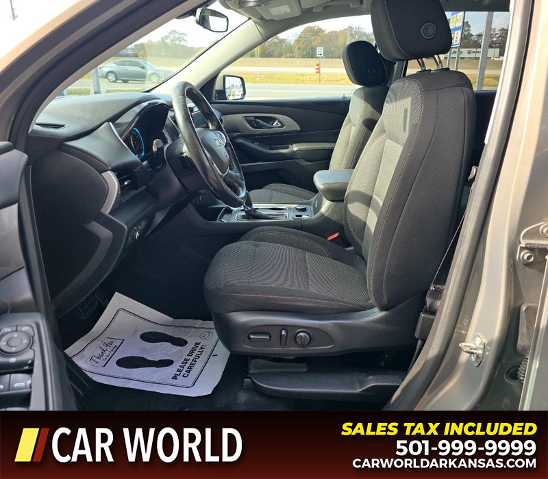 Chevrolet Traverse Vehicle Full-screen Gallery Image 8