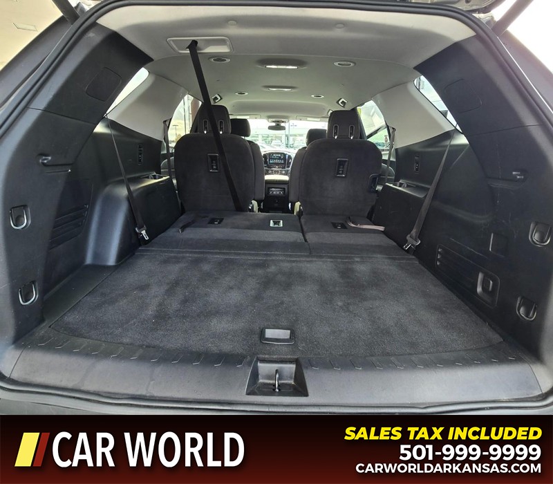 Chevrolet Traverse Vehicle Full-screen Gallery Image 16