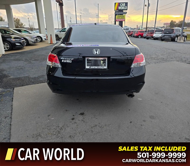 Honda Accord Sedan Vehicle Full-screen Gallery Image 5