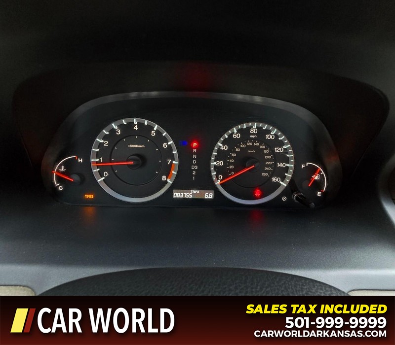 Honda Accord Sedan Vehicle Full-screen Gallery Image 17