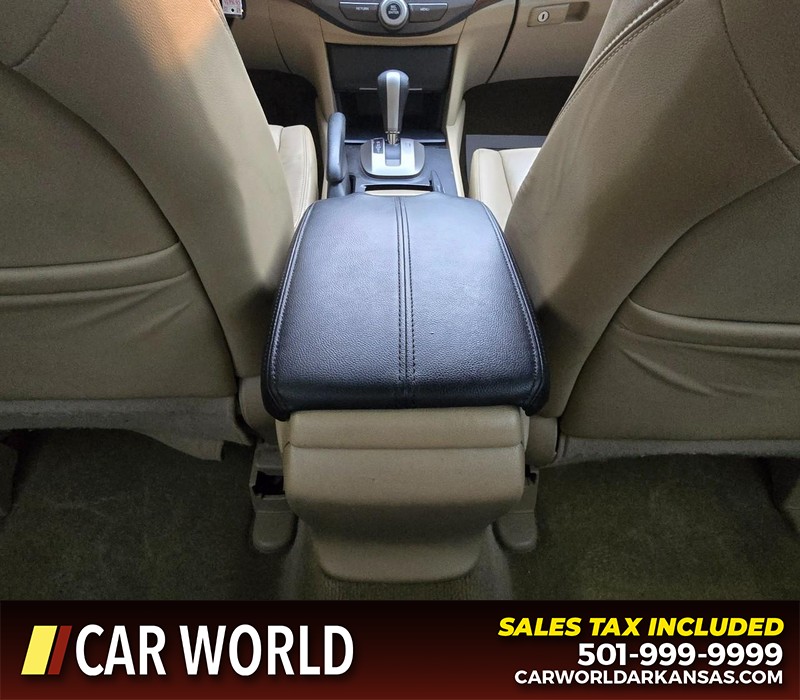 Honda Accord Sedan Vehicle Full-screen Gallery Image 20