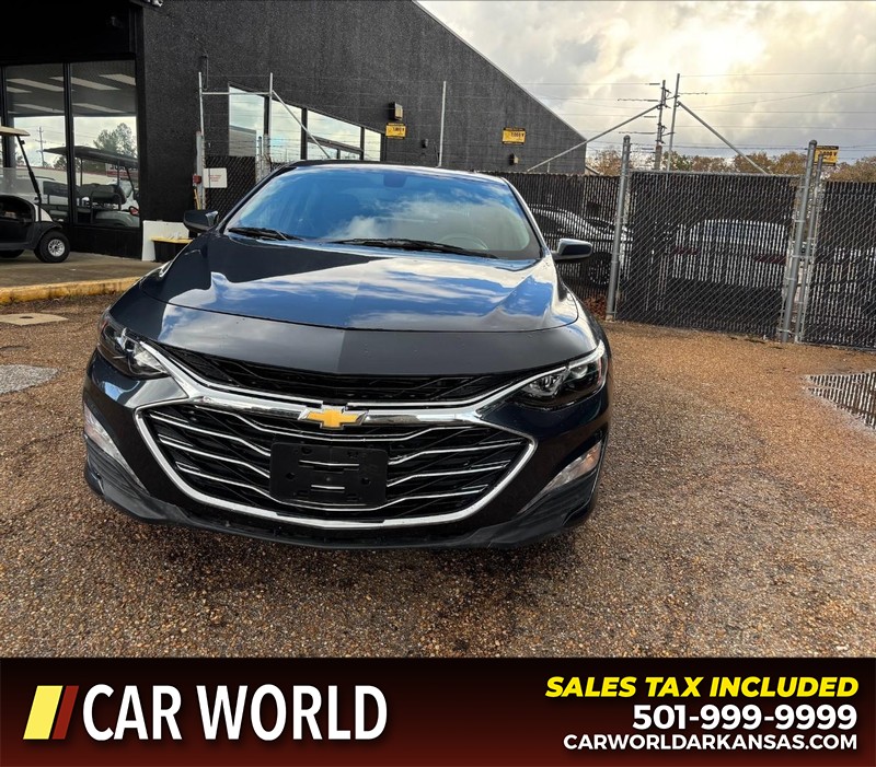 Chevrolet Malibu Vehicle Full-screen Gallery Image 10