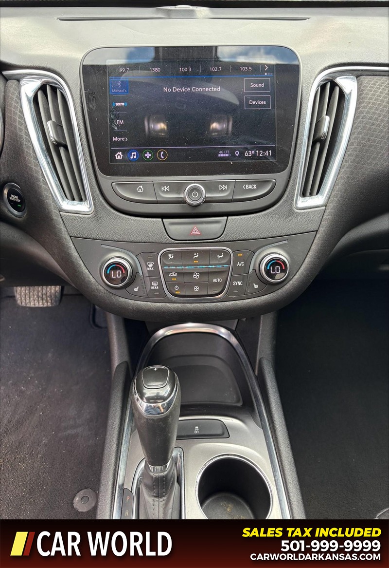 Chevrolet Malibu Vehicle Full-screen Gallery Image 18