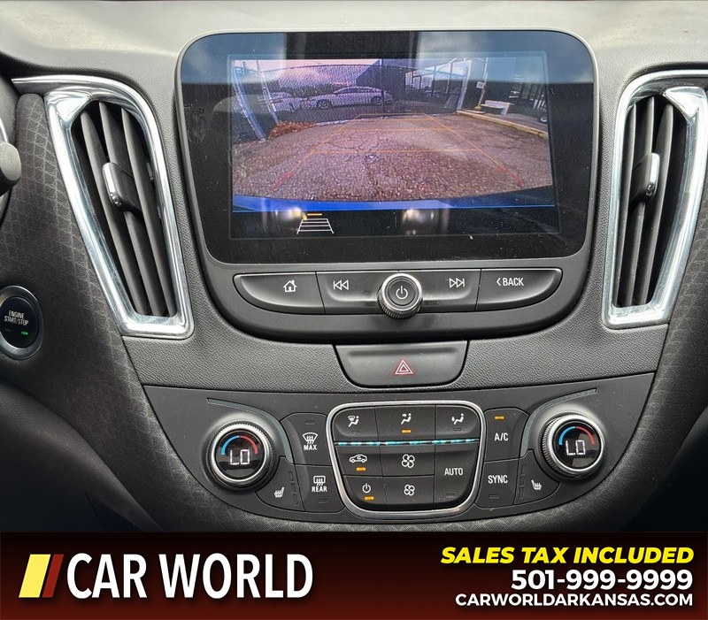 Chevrolet Malibu Vehicle Full-screen Gallery Image 19