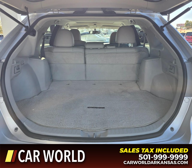 Toyota Venza Vehicle Full-screen Gallery Image 13