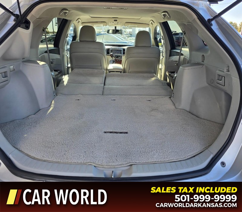 Toyota Venza Vehicle Full-screen Gallery Image 14