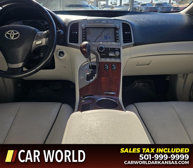 Toyota Venza Vehicle Full-screen Gallery Image 18