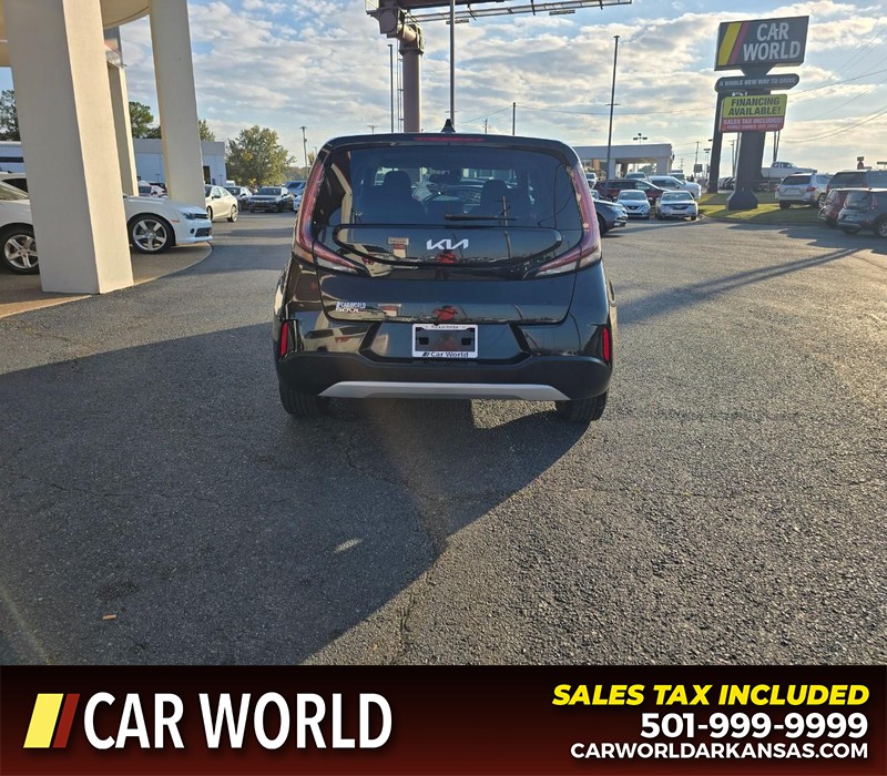 Kia Soul Vehicle Full-screen Gallery Image 5