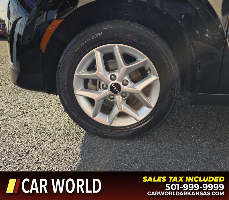 Kia Soul Vehicle Full-screen Gallery Image 6