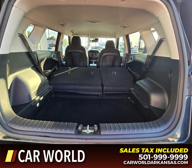 Kia Soul Vehicle Full-screen Gallery Image 14