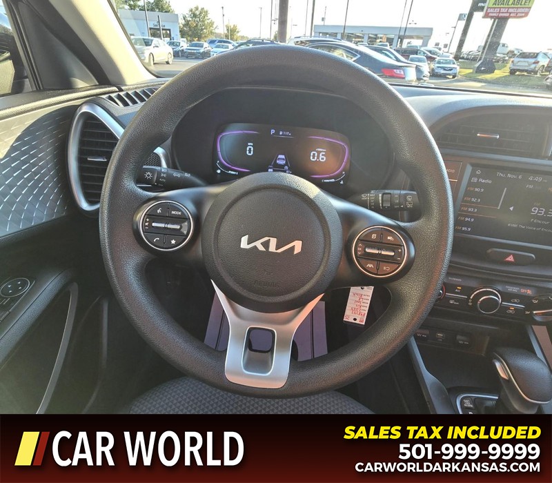 Kia Soul Vehicle Full-screen Gallery Image 15