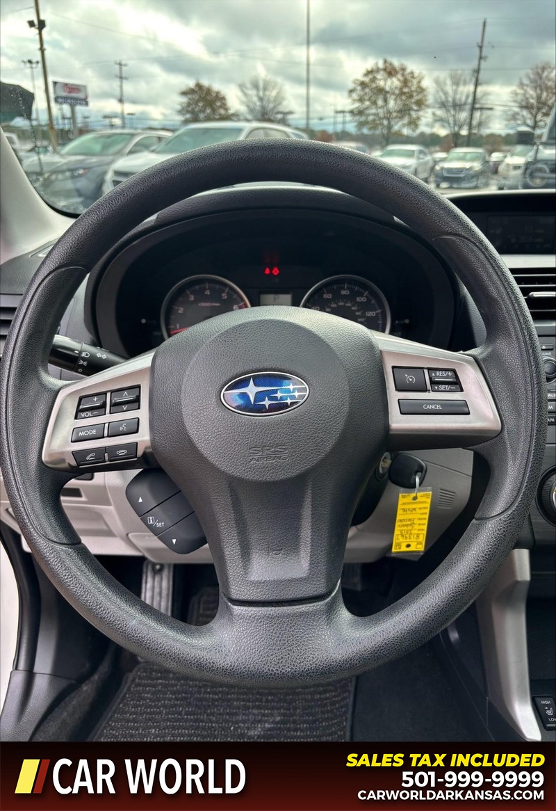 Subaru Forester Vehicle Full-screen Gallery Image 20