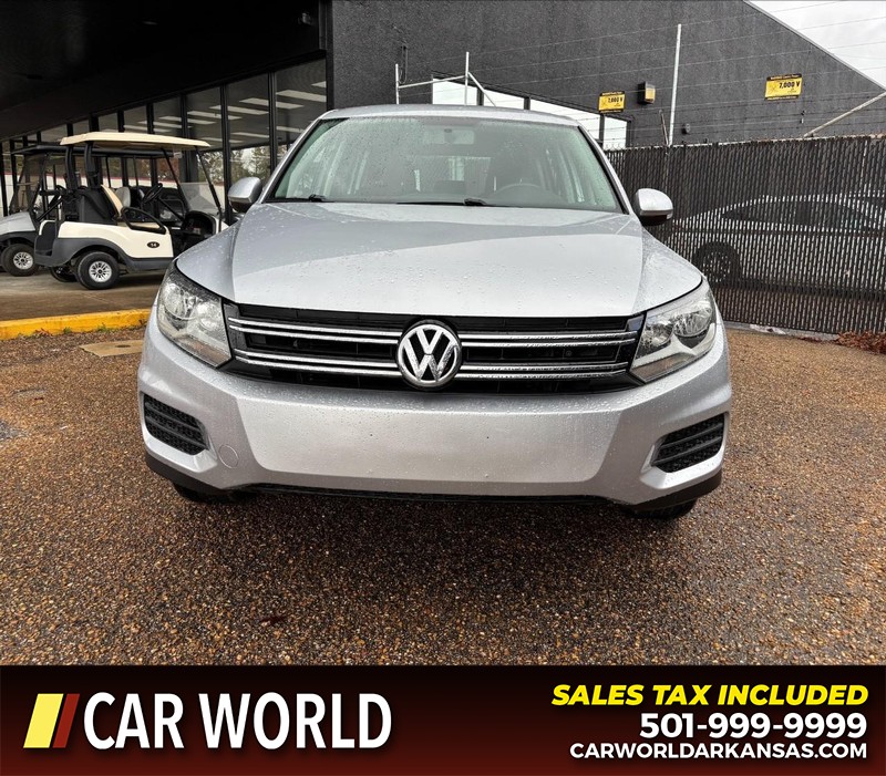 Volkswagen Tiguan Vehicle Full-screen Gallery Image 10