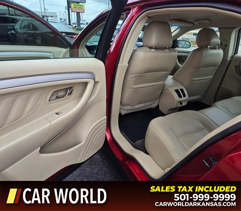 Ford Taurus Vehicle Full-screen Gallery Image 10