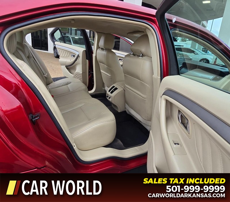 Ford Taurus Vehicle Full-screen Gallery Image 13