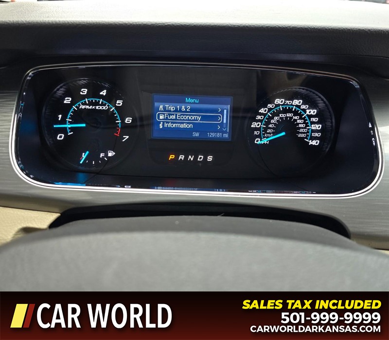 Ford Taurus Vehicle Full-screen Gallery Image 18