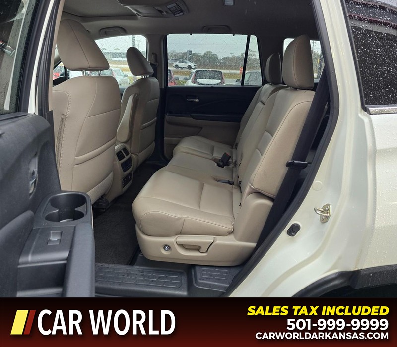 Honda Pilot Vehicle Full-screen Gallery Image 11