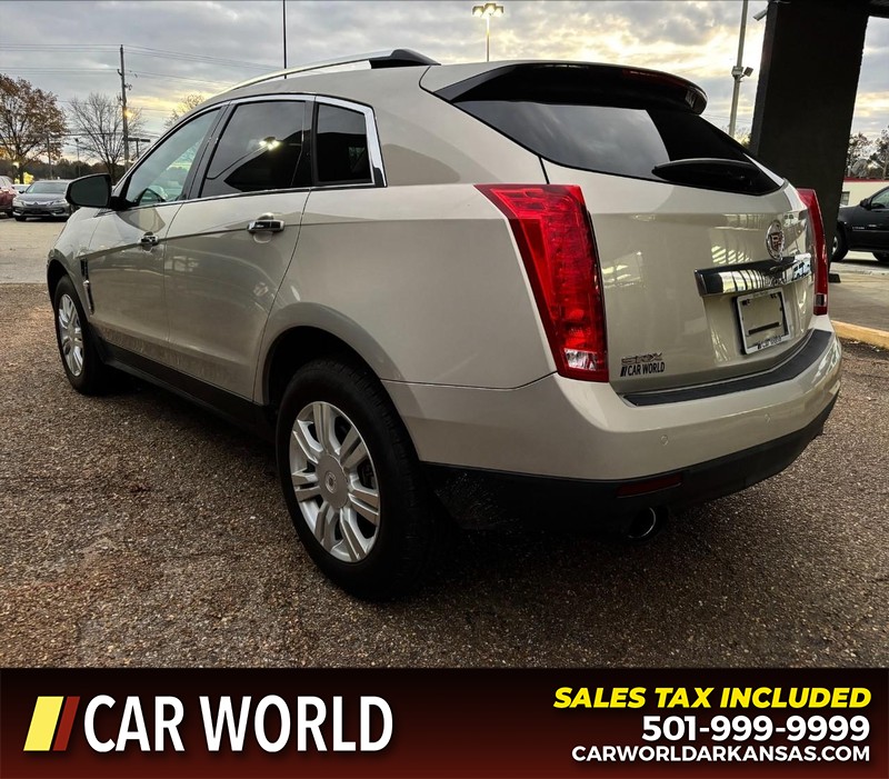 Cadillac SRX Vehicle Full-screen Gallery Image 7