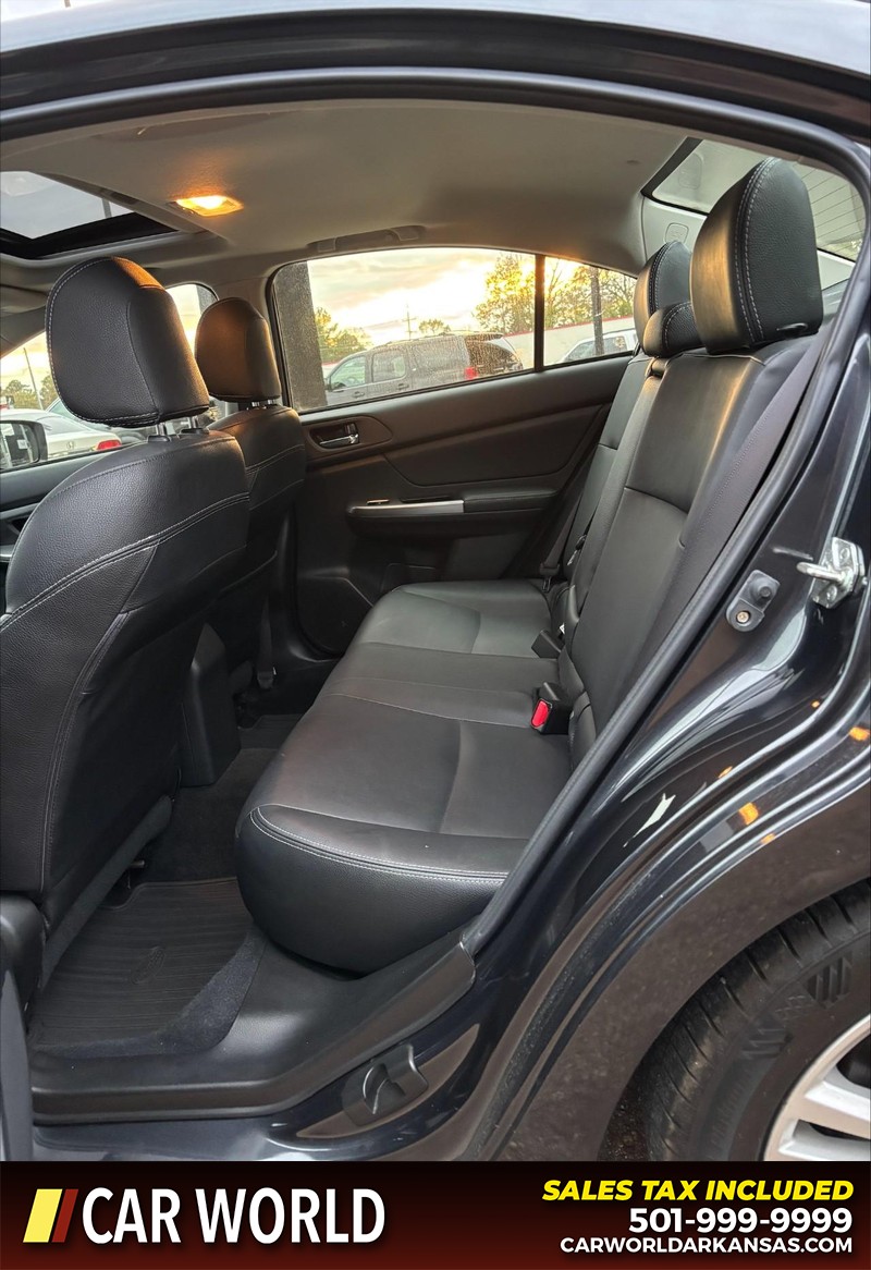 Subaru Impreza Sedan Vehicle Full-screen Gallery Image 16