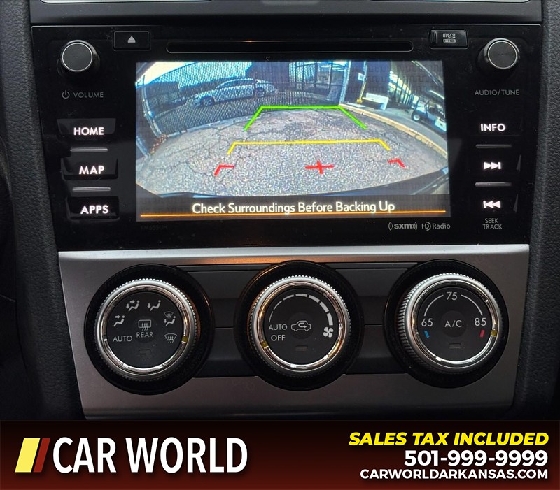 Subaru Impreza Sedan Vehicle Full-screen Gallery Image 19