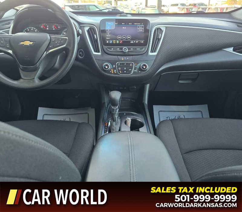 Chevrolet Malibu Vehicle Full-screen Gallery Image 18