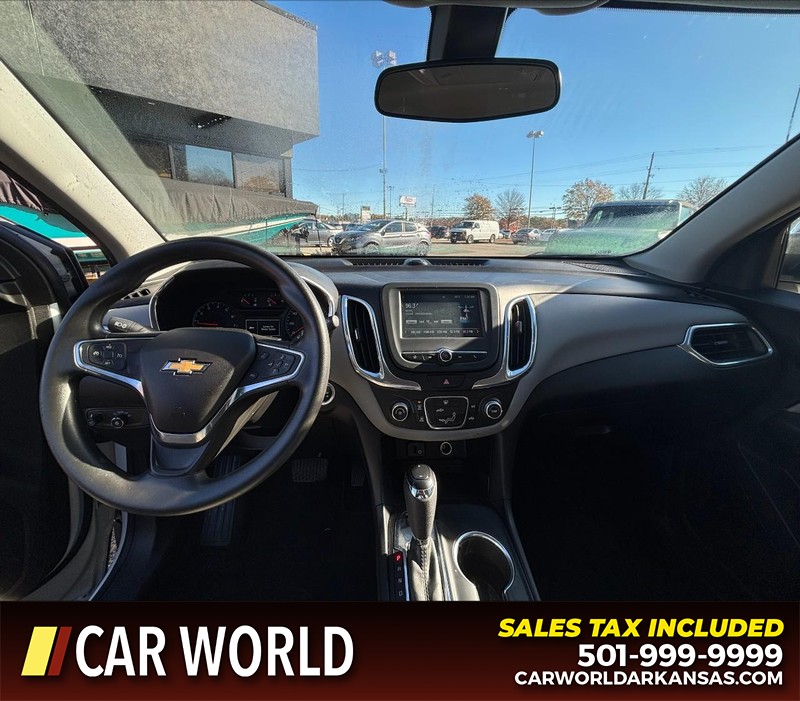Chevrolet Equinox Vehicle Full-screen Gallery Image 16