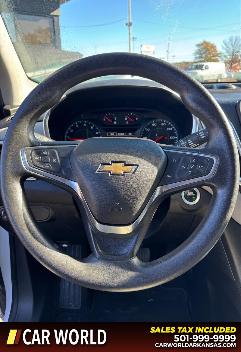 Chevrolet Equinox Vehicle Full-screen Gallery Image 19