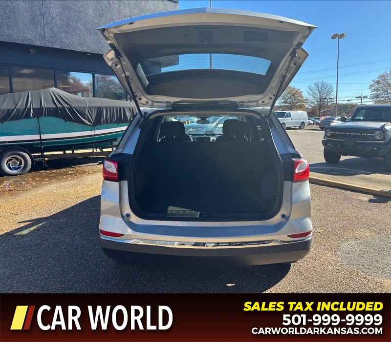 Chevrolet Equinox Vehicle Full-screen Gallery Image 5