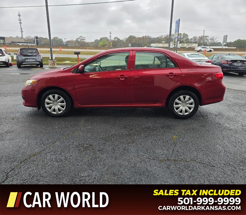 Toyota Corolla Vehicle Full-screen Gallery Image 4