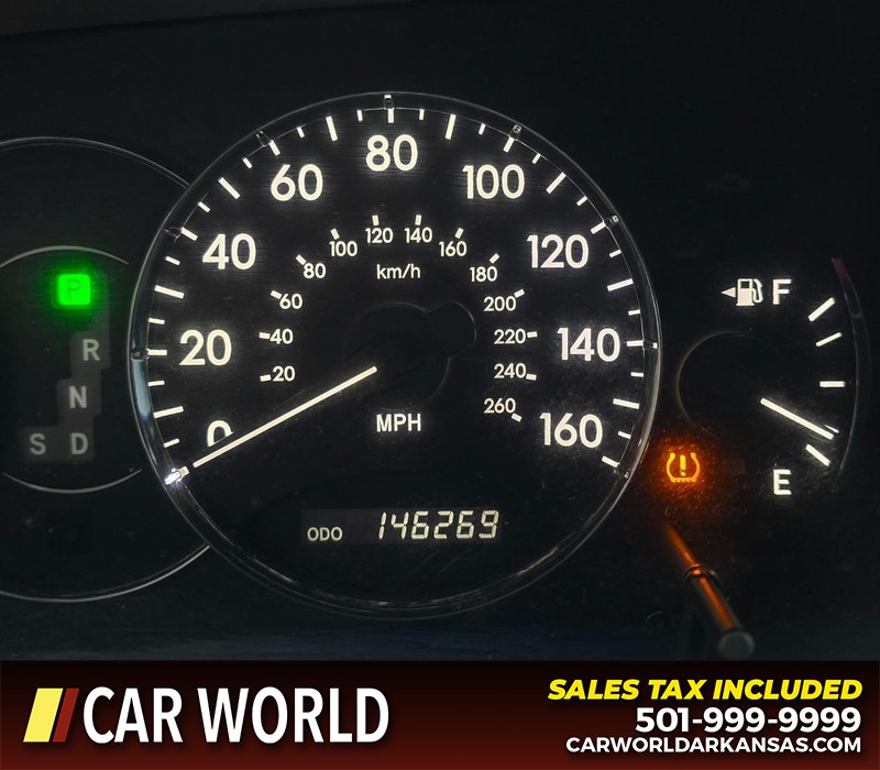 Toyota Avalon Vehicle Full-screen Gallery Image 16