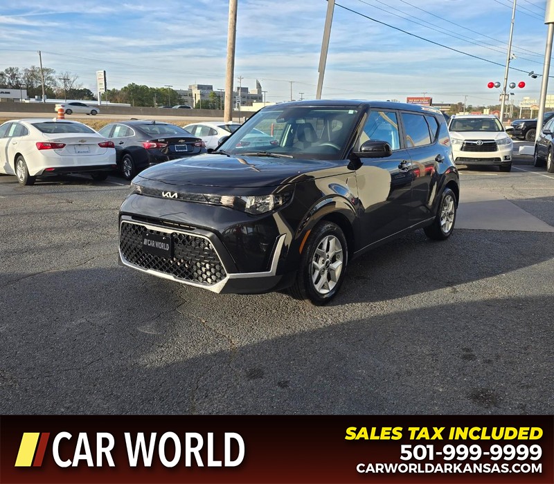 Kia Soul Vehicle Full-screen Gallery Image 3