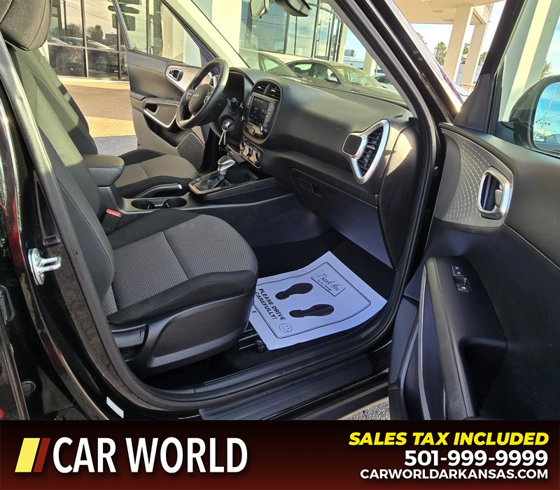 Kia Soul Vehicle Full-screen Gallery Image 11