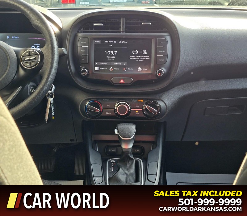 Kia Soul Vehicle Full-screen Gallery Image 18