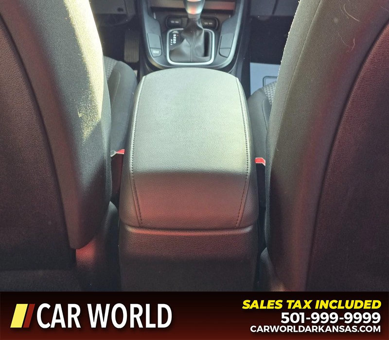 Kia Soul Vehicle Full-screen Gallery Image 19