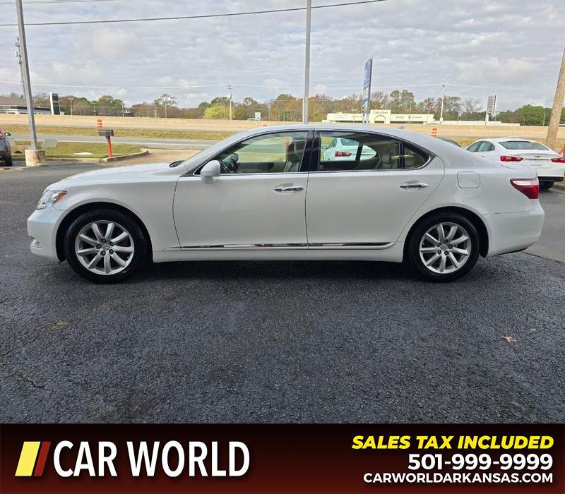 Lexus LS 460 Vehicle Full-screen Gallery Image 4