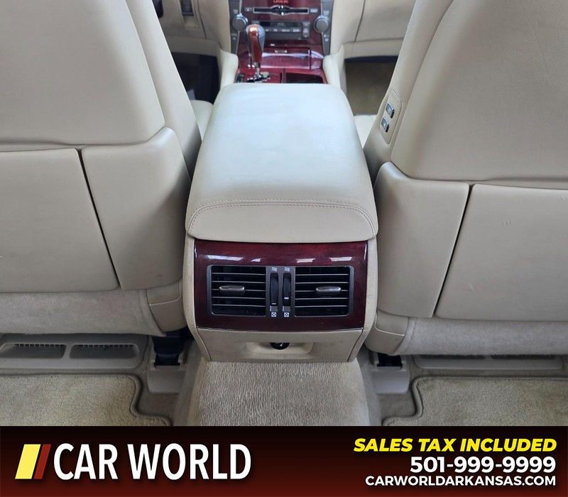 Lexus LS 460 Vehicle Full-screen Gallery Image 23