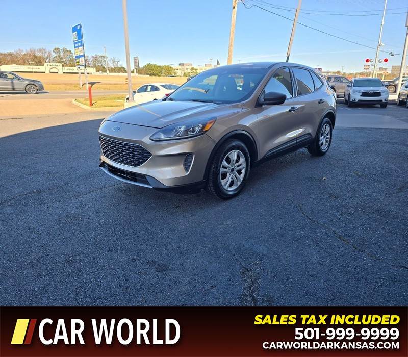 Ford Escape Vehicle Full-screen Gallery Image 3