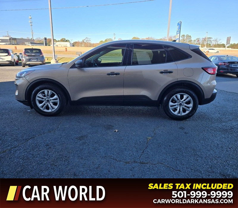 Ford Escape Vehicle Full-screen Gallery Image 4