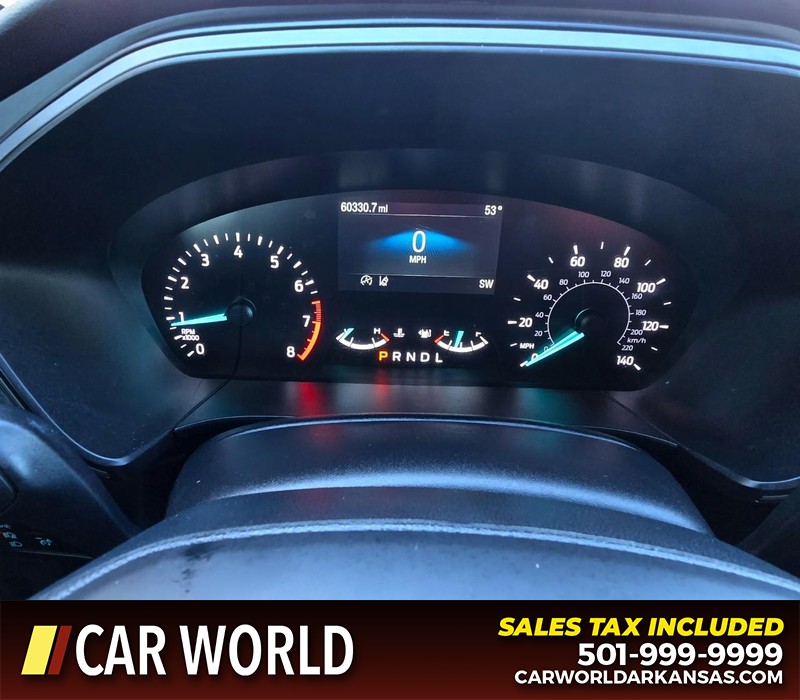 Ford Escape Vehicle Full-screen Gallery Image 17