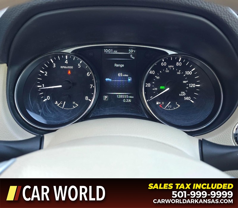 Nissan Rogue Vehicle Full-screen Gallery Image 17