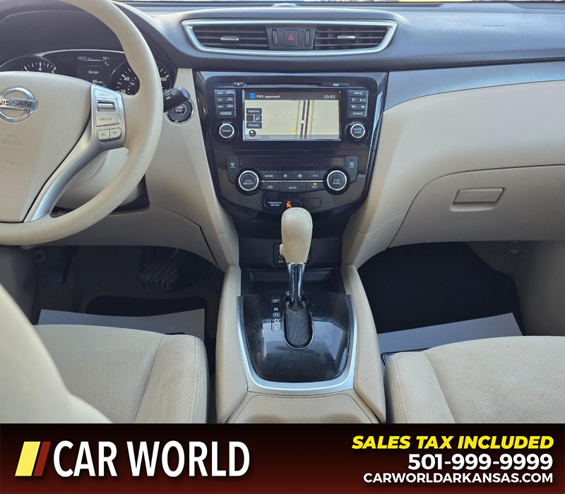 Nissan Rogue Vehicle Full-screen Gallery Image 18