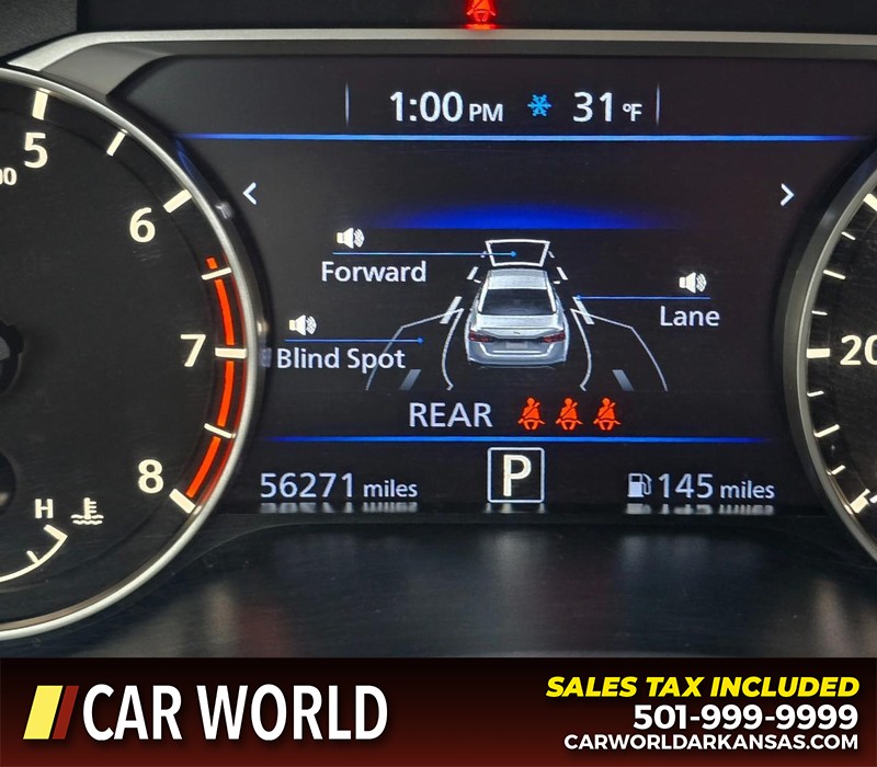 Nissan Altima Vehicle Full-screen Gallery Image 16