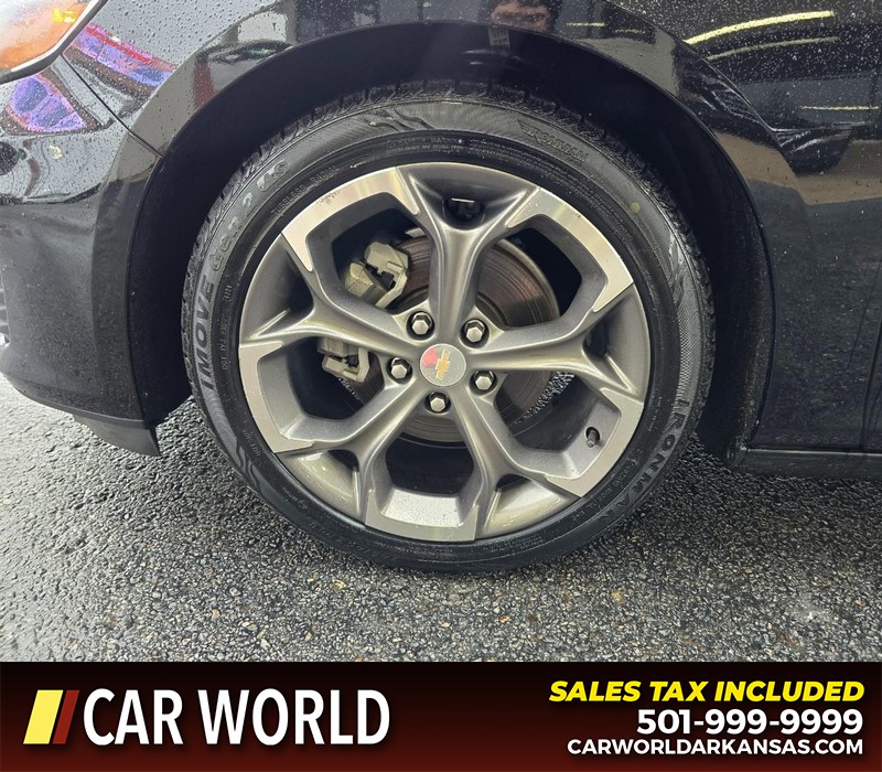 Chevrolet Malibu Vehicle Full-screen Gallery Image 6