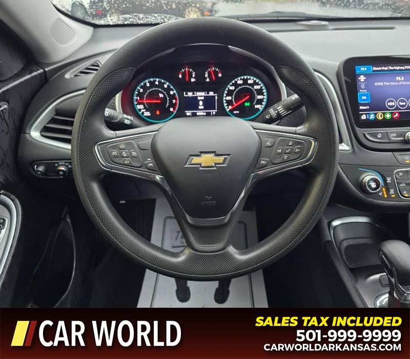 Chevrolet Malibu Vehicle Full-screen Gallery Image 15