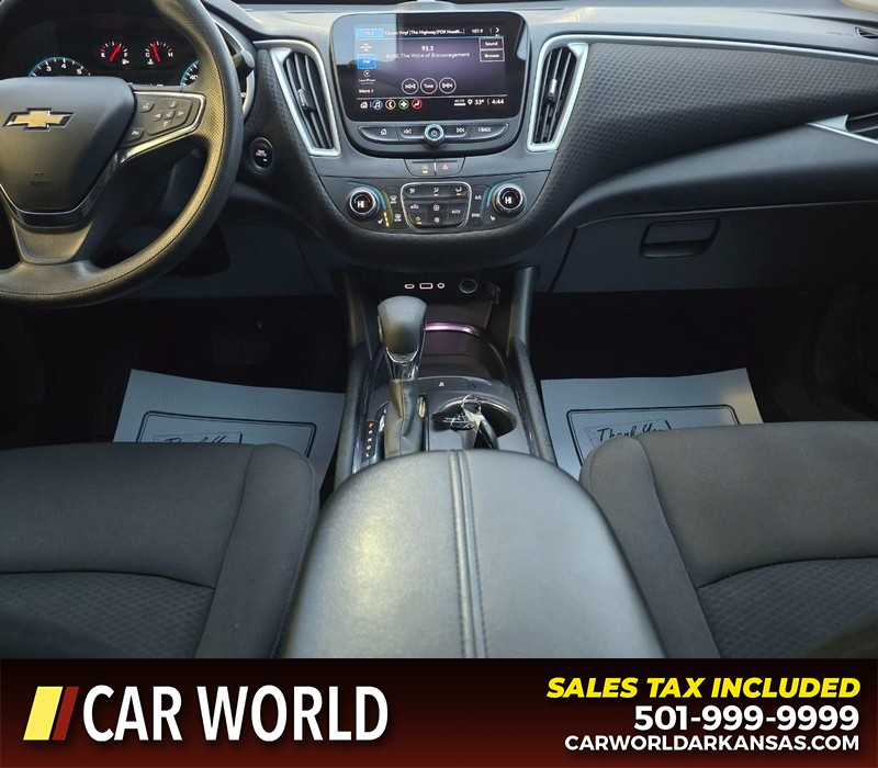 Chevrolet Malibu Vehicle Full-screen Gallery Image 18