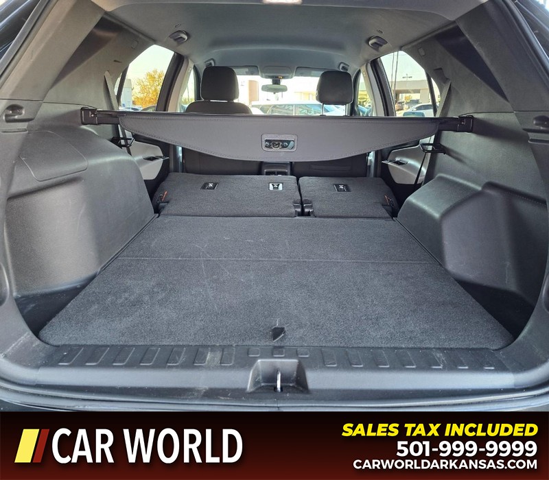 Chevrolet Equinox Vehicle Full-screen Gallery Image 14