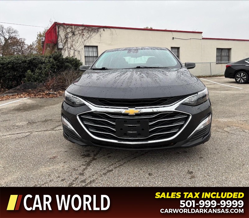 Chevrolet Malibu Vehicle Full-screen Gallery Image 10